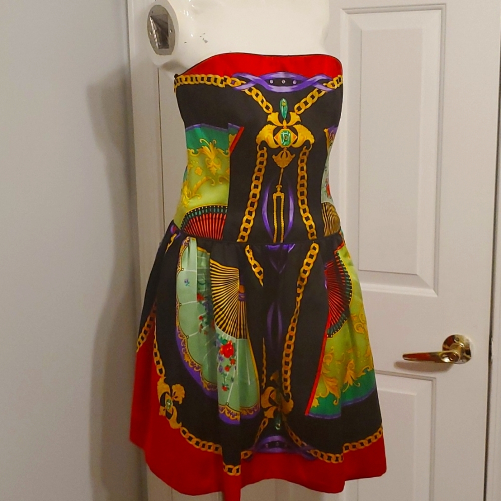 A.J. BARI Size 6 Dress
